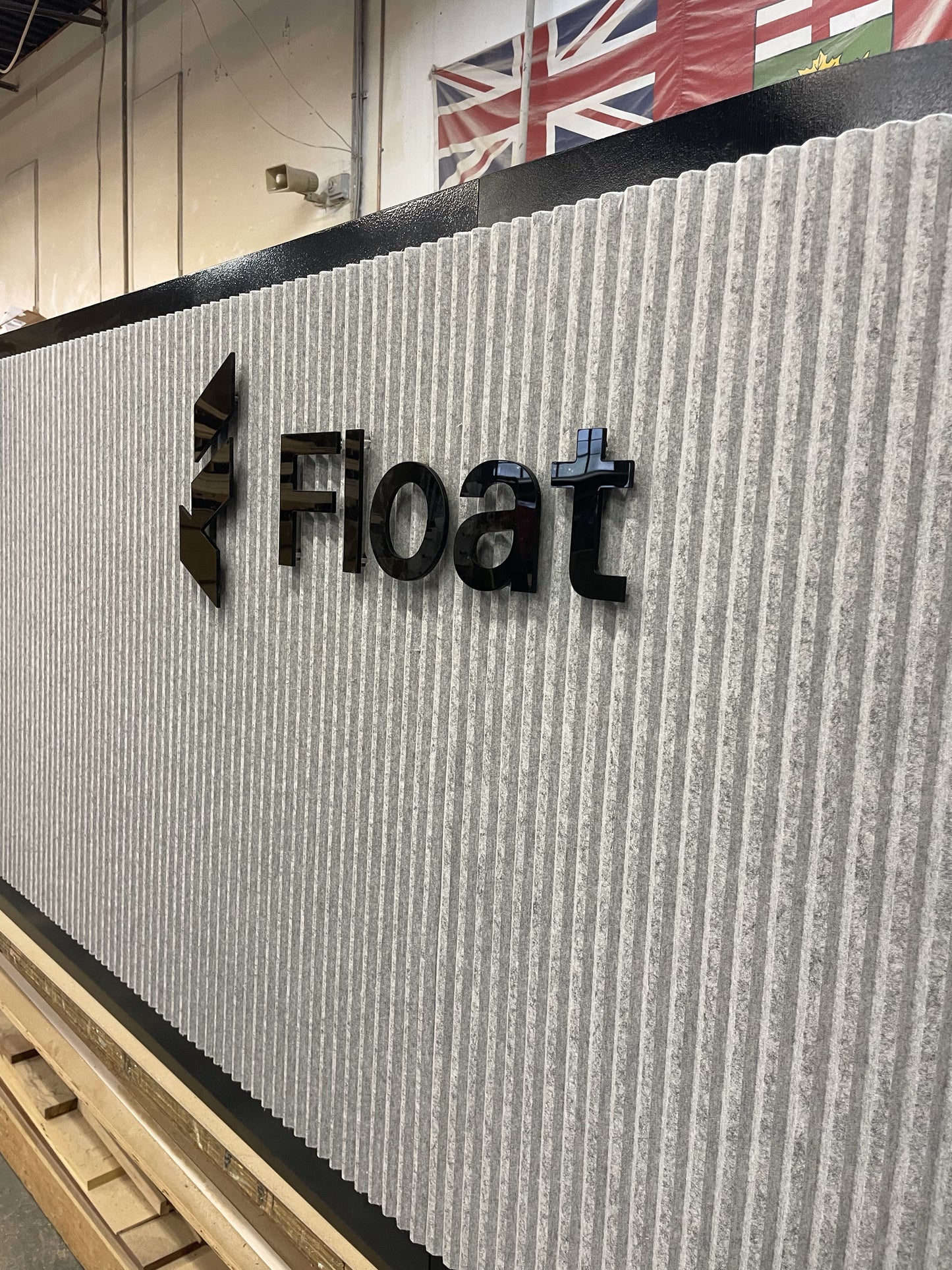 4x8 Acoustic Wall Covering - Bent Lines