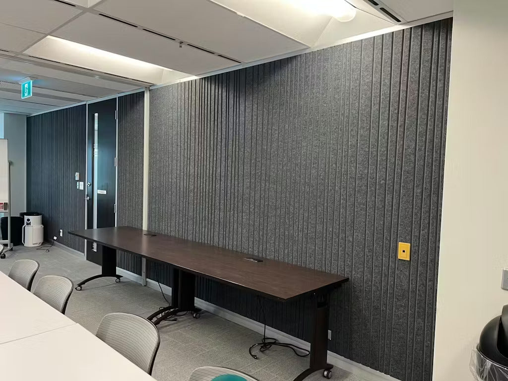 Bent Lines - Acoustic Wallcovering